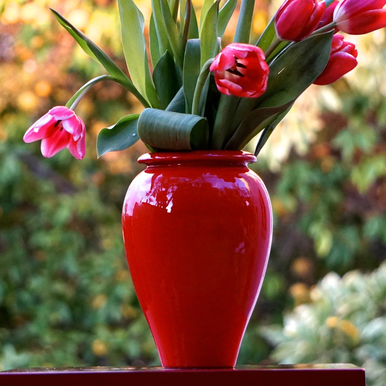 8 Inch Oil Jar - Poppy Red