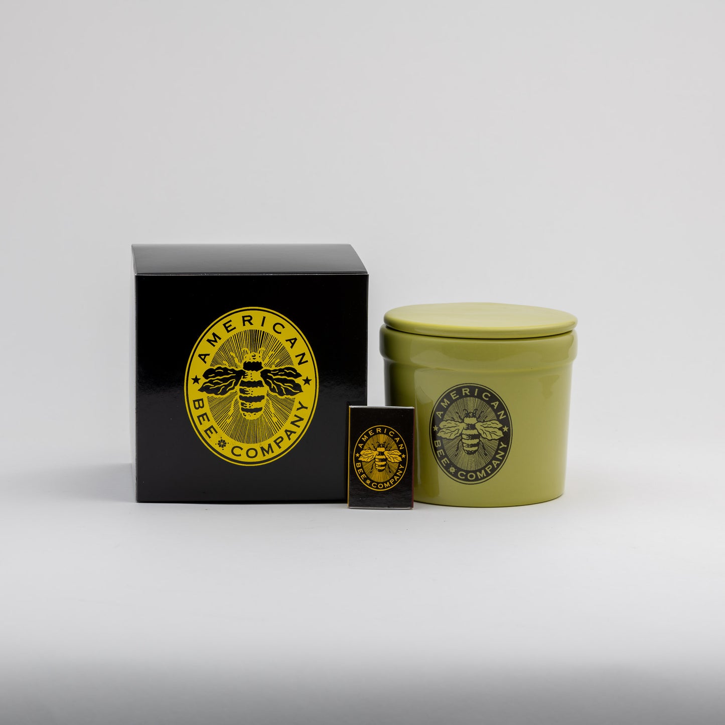 Tobac Vanille Candle - Chartreuse