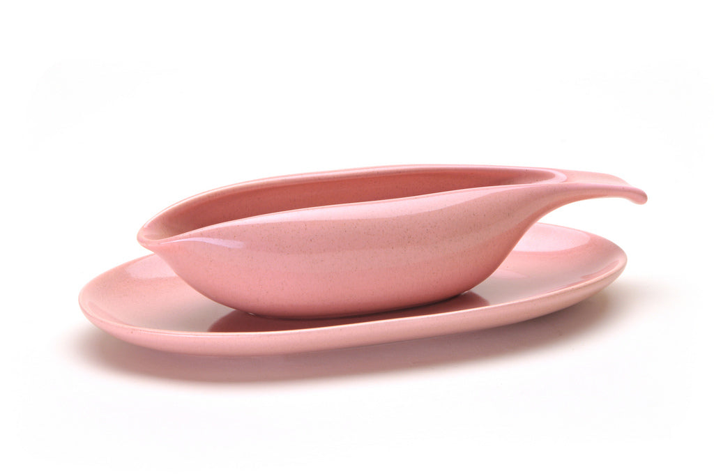 American Modern Gravy Boat & Saucer : Coral